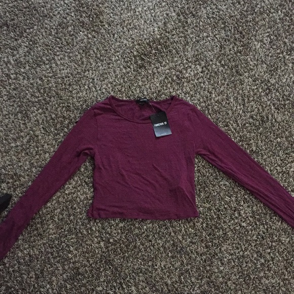 Forever 21 Tops - Forever 21 small tight cropped long sleeve shirt